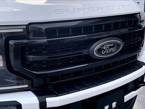 Used 2020 Ford F250 Lariat image 32