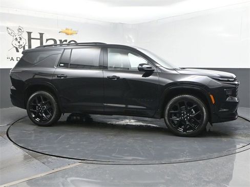 New 2026 Chevrolet Traverse RS w/ LPO, Floor Liner Package image 1