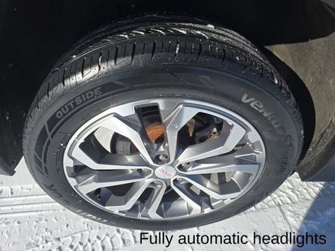 Used 2018 GMC Terrain SLT w/ Preferred Package image 35