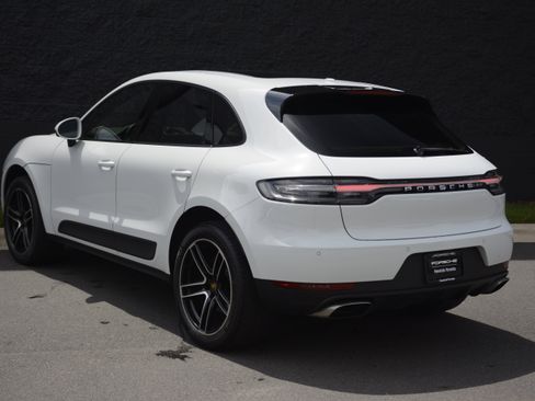 Certified 2021 Porsche Macan AWD/4WD image 3