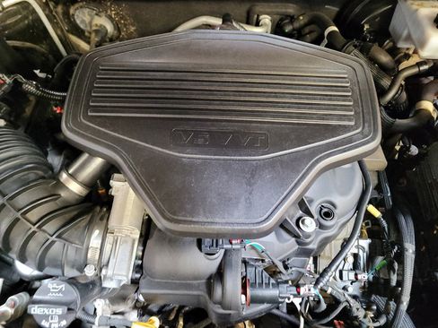 Used 2021 Chevrolet Blazer LT FWD image 30