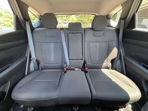 Used 2025 Hyundai Tucson SEL AWD/4WD image 35