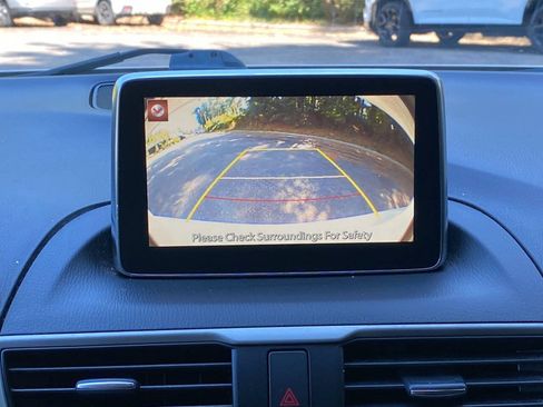 Used 2016 MAZDA MAZDA3 i Touring w/ Popular Equipment Package FWD image 26