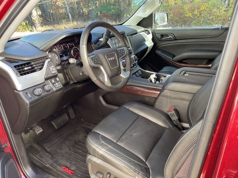 Used 2016 GMC Yukon SLT w/ Premium Edition image 18