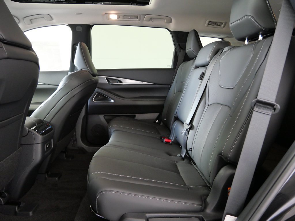New 2027 INFINITI QX60 Luxe w/ Cargo Package AWD/4WD image 14