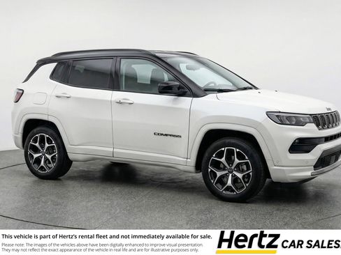 Used 2025 Jeep Compass Limited AWD/4WD image 1