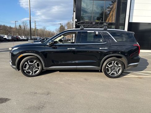 Used 2024 Hyundai Palisade Limited image 2
