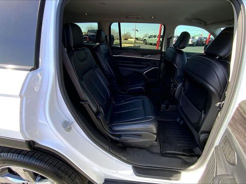 Used 2021 Jeep Grand Cherokee L Limited image 20