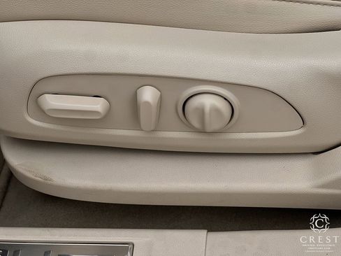 Used 2023 GMC Acadia Denali w/ Denali Ultimate Package image 25