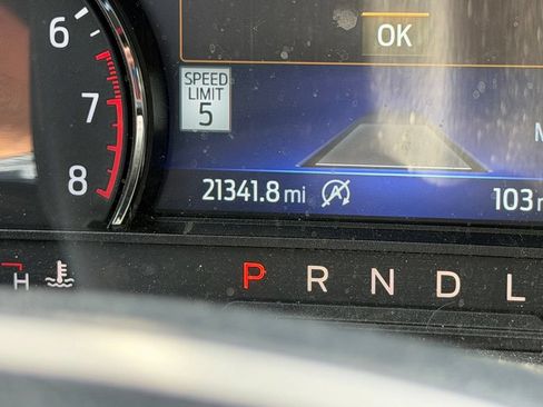 Used 2024 Ford Explorer XLT w/ Equipment Group 202A AWD/4WD image 3