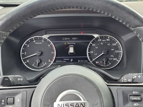 Used 2021 Nissan Rogue SL FWD image 9