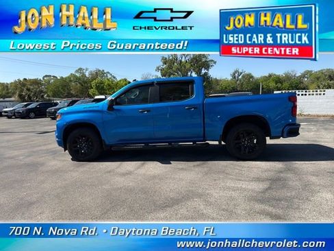 Certified 2025 Chevrolet Silverado 1500 Custom w/ LPO, Dark Essentials Package image 4