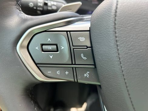 Used 2025 Lexus NX 250 FWD w/ Accessory Package (Z1) image 18
