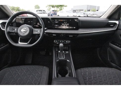 Certified 2025 Nissan Kicks SV w/ Interior Electronics Package FWD image 13