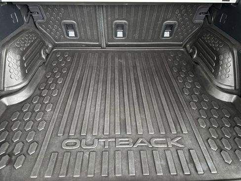 Used 2022 Subaru Outback Limited image 14