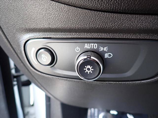 Used 2021 Chevrolet Equinox LS AWD/4WD image 14