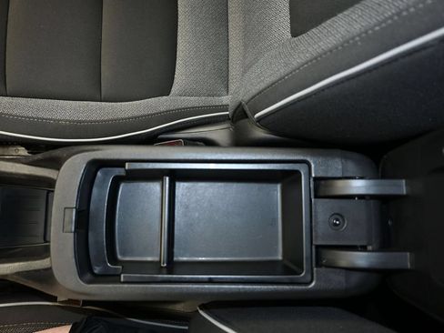 Used 2021 Chevrolet TrailBlazer LT w/ Convenience Package FWD image 19