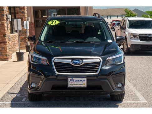 Used 2021 Subaru Forester Premium AWD/4WD image 8