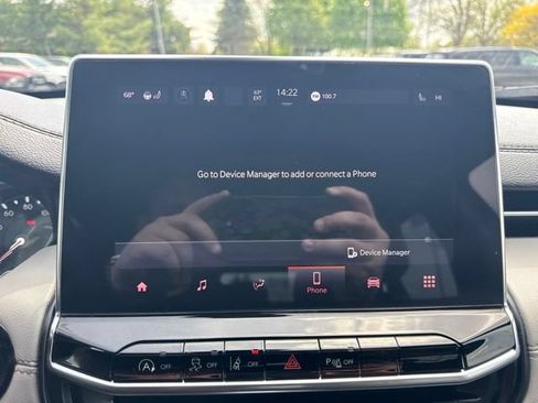 Certified 2023 Jeep Compass Limited AWD/4WD image 18