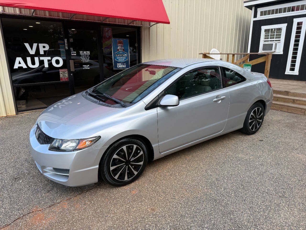 Used 2010 Honda Civic LX image 9