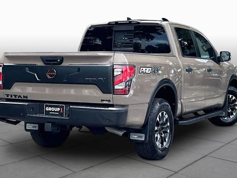 Used 2023 Nissan Titan PRO-4X w/ Pro-4x Convenience Package AWD/4WD image 13
