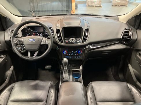 Used 2019 Ford Escape Titanium image 26