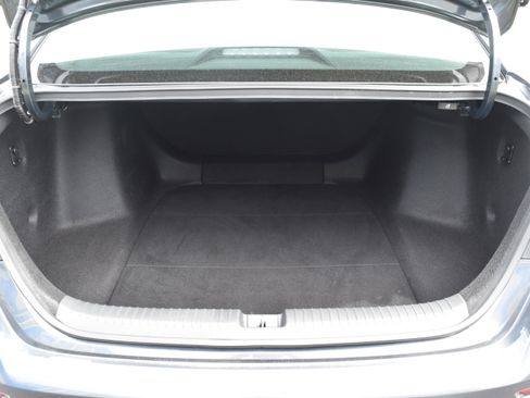 Certified 2023 Honda Accord LX image 10