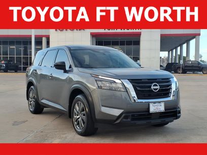 Used 2025 Nissan Pathfinder S