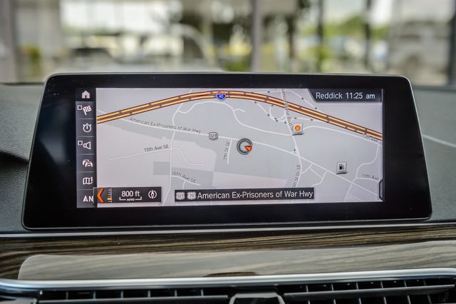 Used 2019 BMW 530i w/ Convenience Package RWD image 24