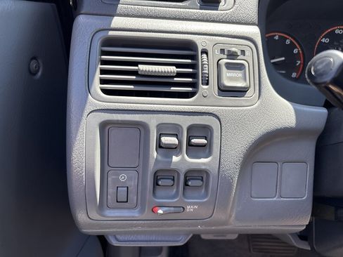 Used 1998 Honda CR-V LX image 42