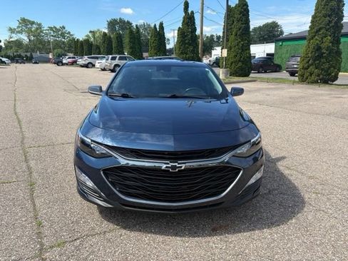Used 2022 Chevrolet Malibu LT FWD image 9