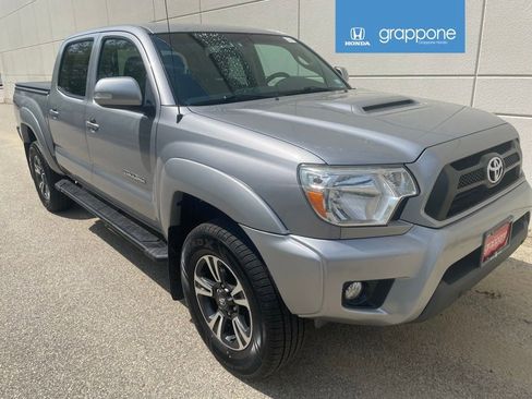 Used 2015 Toyota Tacoma 4x4 Double Cab w/ TRD Sport Package image 1