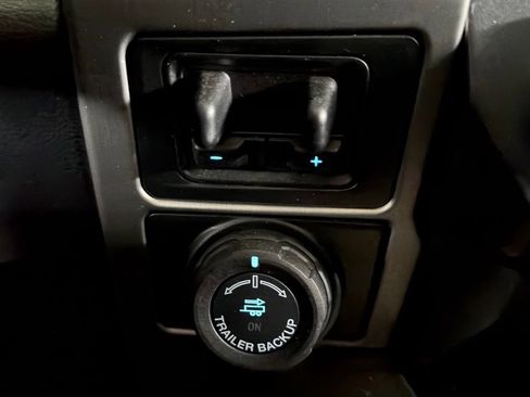 Used 2022 Ford F350 Platinum AWD/4WD image 40