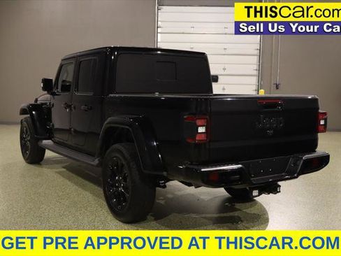 Used 2022 Jeep Gladiator Overland AWD/4WD image 5