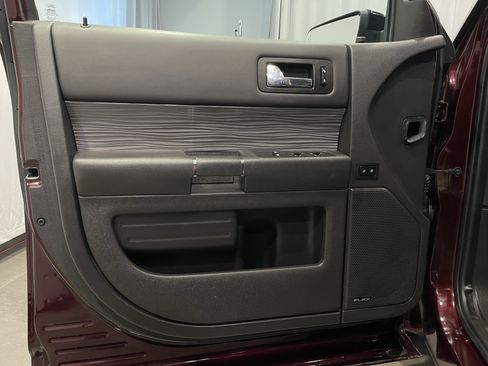 Used 2019 Ford Flex Limited w/ Equipment Group 303A AWD/4WD image 12