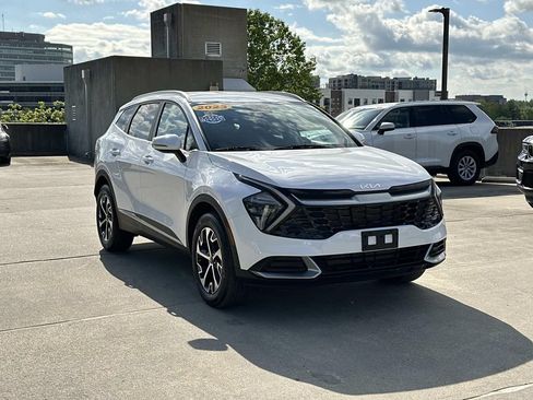 Used 2023 Kia Sportage EX AWD/4WD image 24