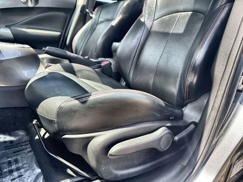 Used 2016 Nissan Juke SL AWD/4WD image 26