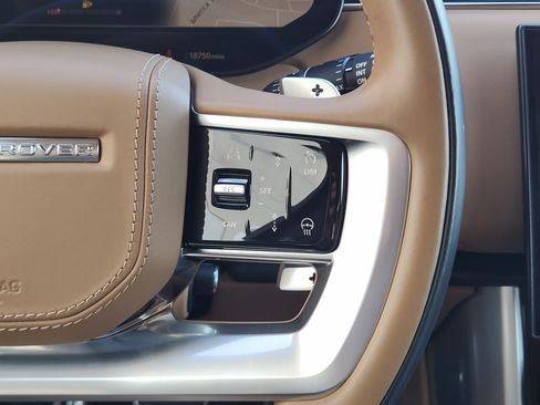 Certified 2023 Land Rover Range Rover Autobiography AWD/4WD image 26
