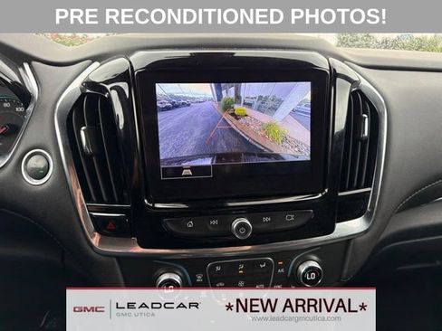 Used 2023 Chevrolet Traverse LT AWD/4WD image 26