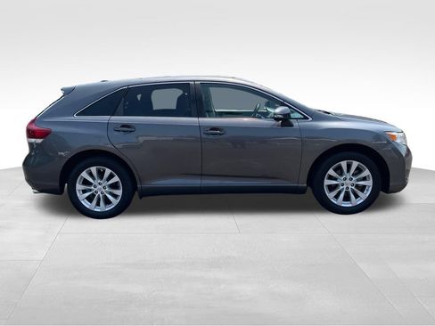 Used 2014 Toyota Venza LE FWD image 8