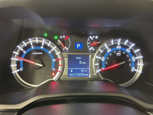 Used 2019 Toyota 4Runner Limited AWD/4WD image 3