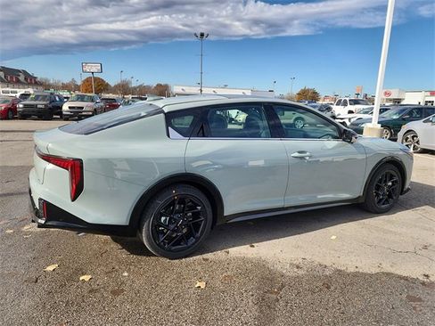 New 2025 Kia K4 GT-Line Turbo image 2