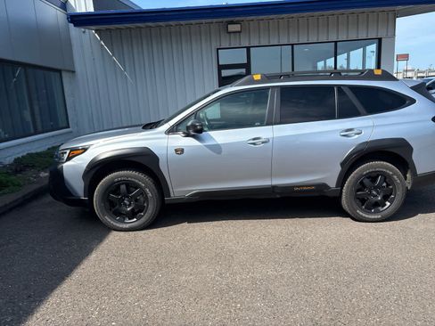 Used 2024 Subaru Outback Wilderness AWD/4WD image 6