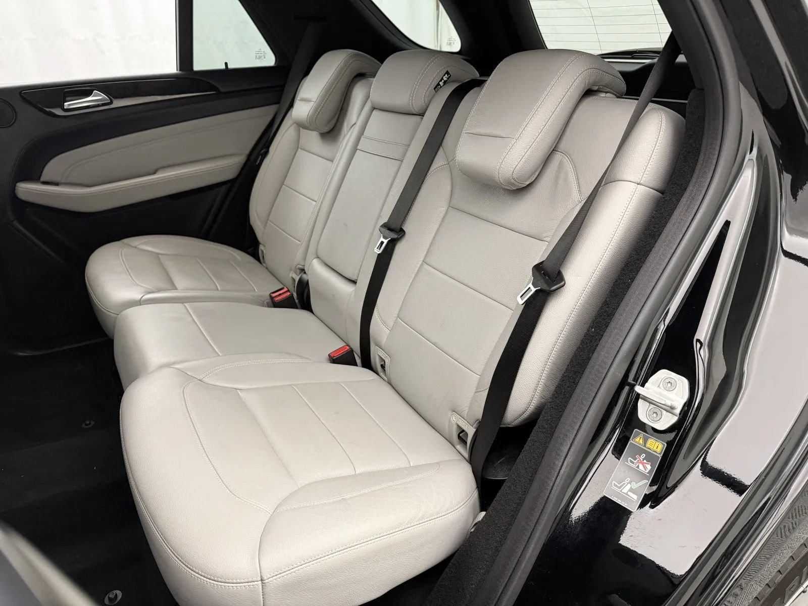 Used 2015 Mercedes-Benz ML 400 4MATIC image 34