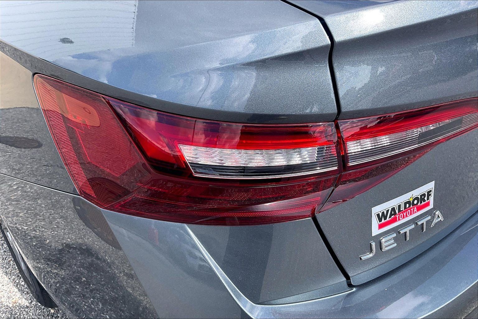 Used 2024 Volkswagen Jetta SE FWD image 34