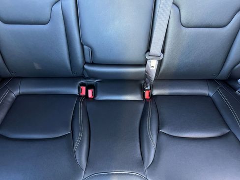 Used 2025 Jeep Compass Limited image 39