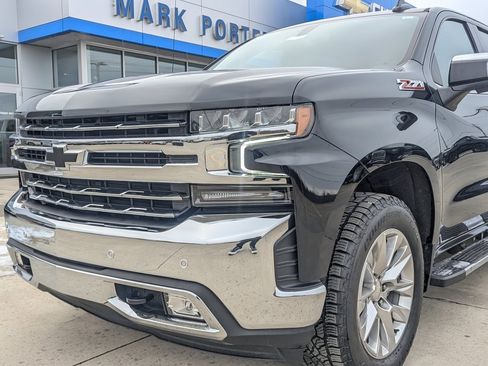 Used 2022 Chevrolet Silverado 1500 LTZ image 13
