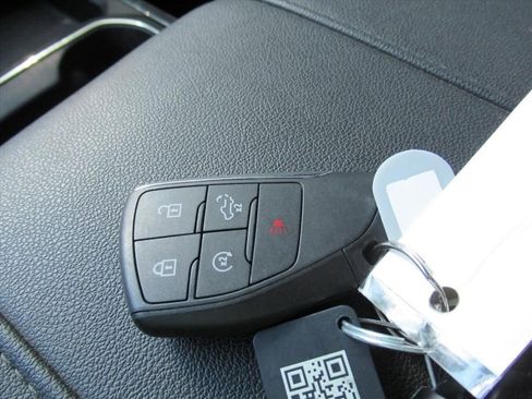 Used 2025 GMC Sierra 2500 SLE AWD/4WD image 29