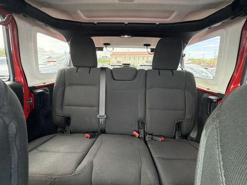 Used 2020 Jeep Wrangler Unlimited Sport S image 13