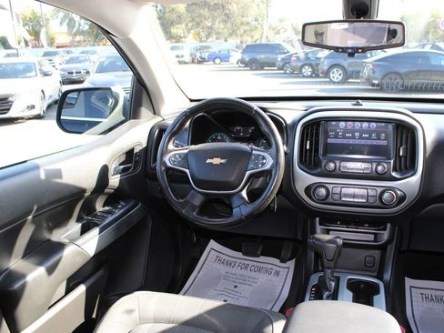 Used 2015 Chevrolet Colorado LT w/ LT Convenience Package RWD image 15